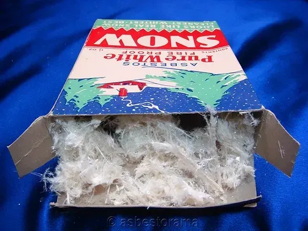 석면 유해성이 알려지기 전 판매된 가장 끔찍했던 제품