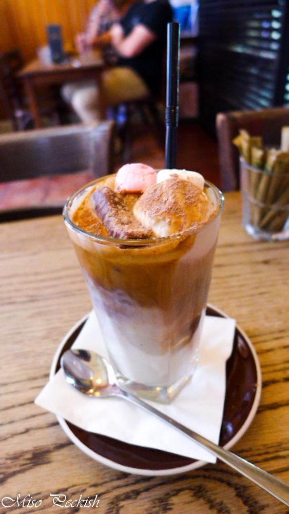 호주에서만 파는 아이스커피.jpg