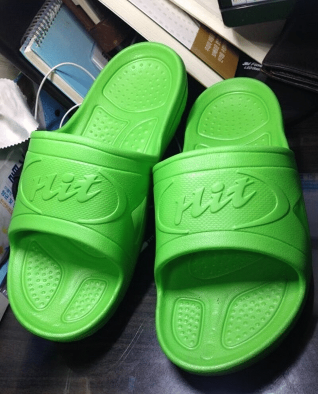 가끔씩 한국인을 해외에서 알아보게 되는 계기