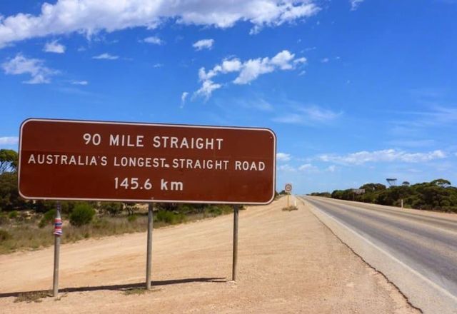 호주에 있다는 145km 직진 구간 ㄷㄷ