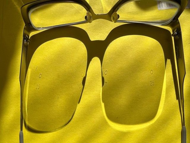 안경렌즈에 숨어 있는 것.jpg