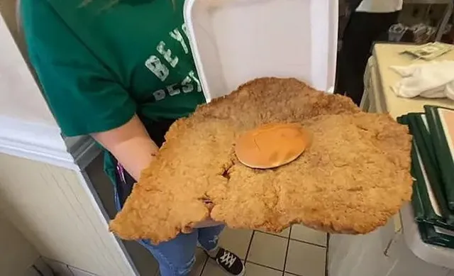 미국의 빠꾸 없는 돈까스 버거 상태 ㄷㄷㄷㄷㄷㄷㄷ