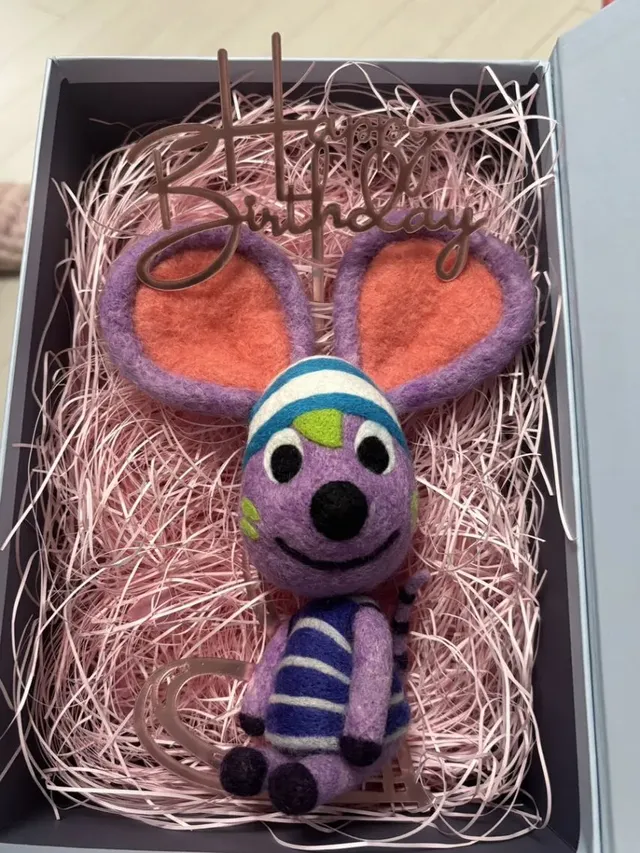 인기 없는 캐릭터의 인형을 직접 만들어주신 엄마