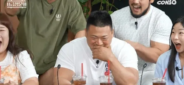 피지컬100에 나온 출연자가 중고차 딜러를 한다해서 궁금한거 물어본 ...