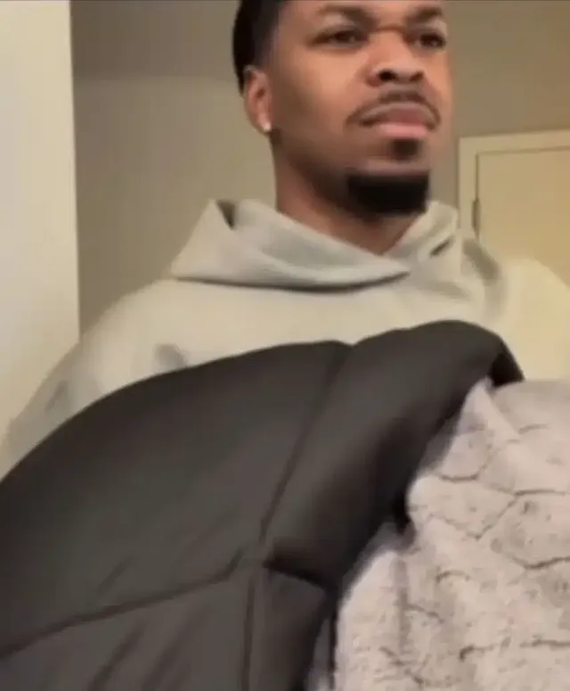 친구들 우리집에서 자는데 이불깜빡함