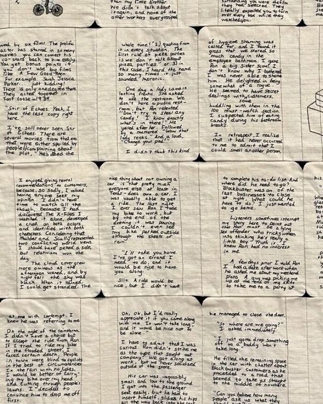 책과 공책처럼 보이는 놀라운 자수 작품...