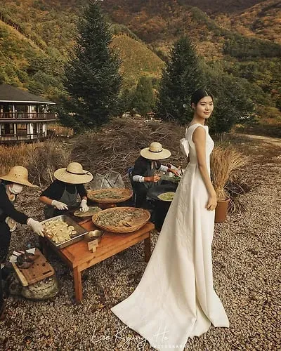 우리나라에서 가장 큰 결혼식장에서 결혼한 커플