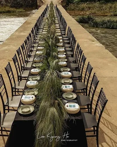 우리나라에서 가장 큰 결혼식장에서 결혼한 커플