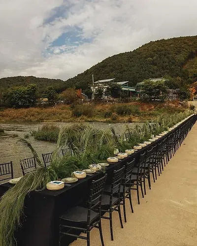 우리나라에서 가장 큰 결혼식장에서 결혼한 커플