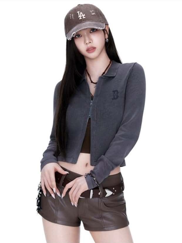 카리나 등신대 훔쳐서 냅다 튐