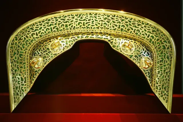 벌레로 만들었던 신라시대 유물