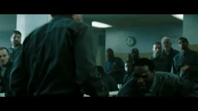 감옥안에 적이 너무 많을때 해결법