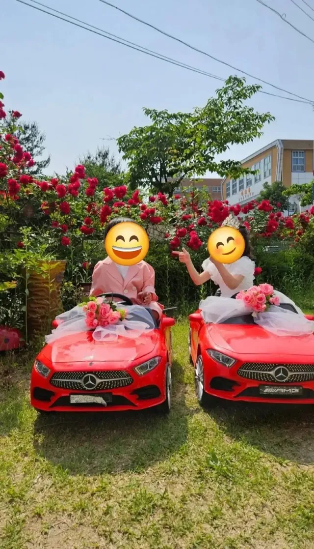 유치원생인 둘째에게 청첩장 받은 분.jpg