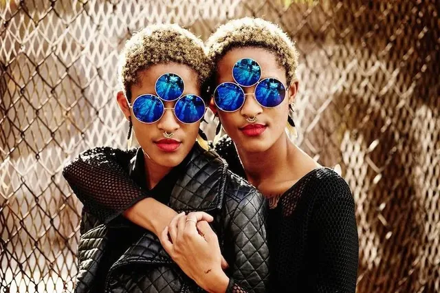 힙해보인다는 선글라스