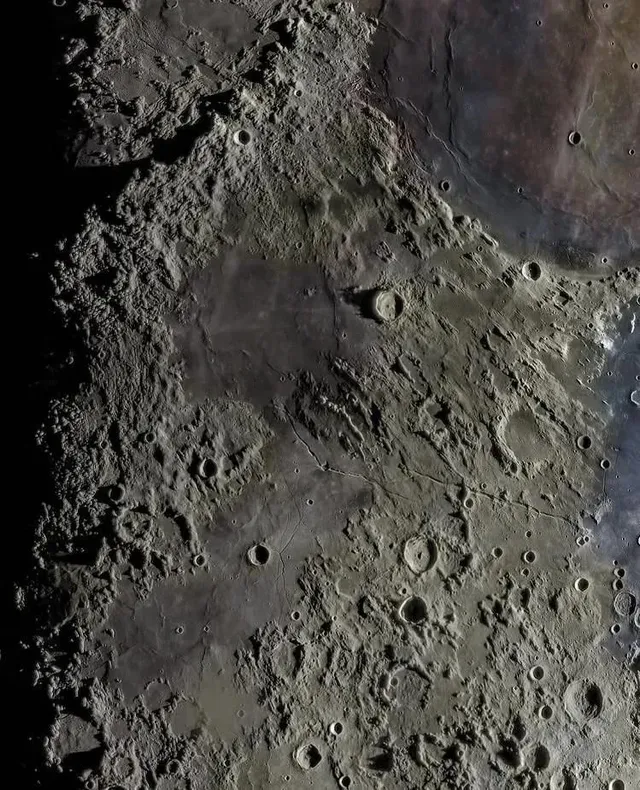 현재까지 가장 선명한 달 사진