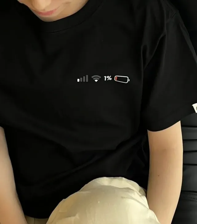 보는 사람이 불안해지는 티셔츠.jpg