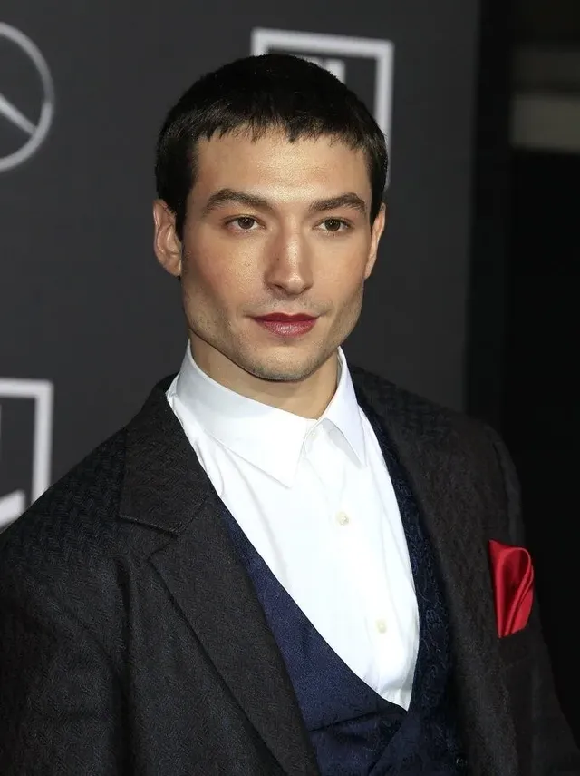 동양인 혼혈로 오해받은 백인들.JPG