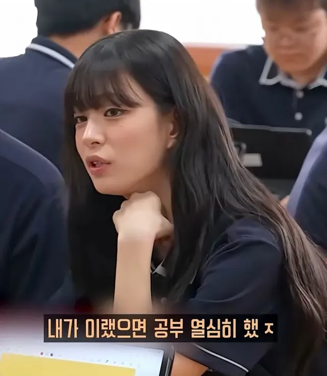 00년생이 요즘 학교에서 충격받은 이유.jpg