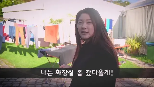 독일 뮌헨 텐트 체험 중 외국인 여성 암내에 정신 혼미해진 한국인.jpg