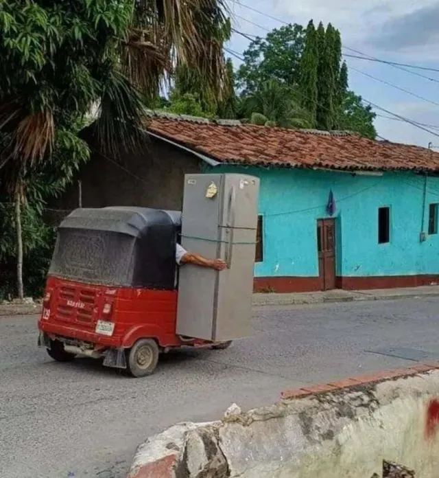 전완근에 자신있는 사람만이 할 수 있는 행동...