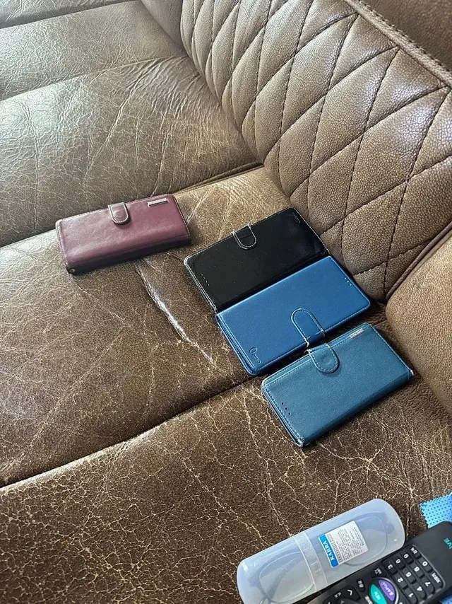 명절때 친척들 휴대폰 상태