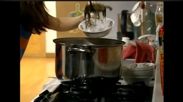 지금 나오면 방송국 폭파되는 웬만 에피소드.jpg