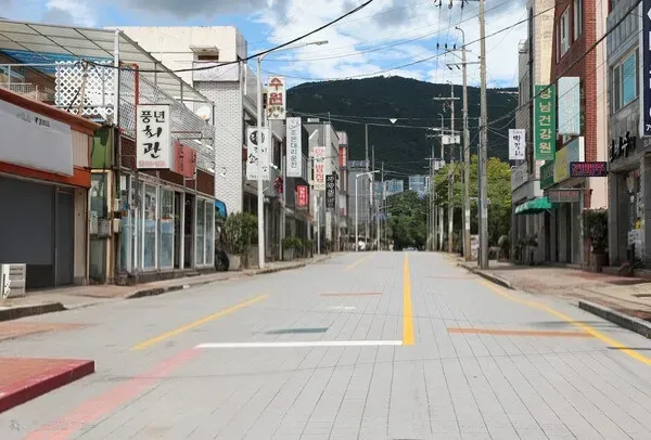 갤럭시 ai - 불법 갓길 주정차들 지워보기