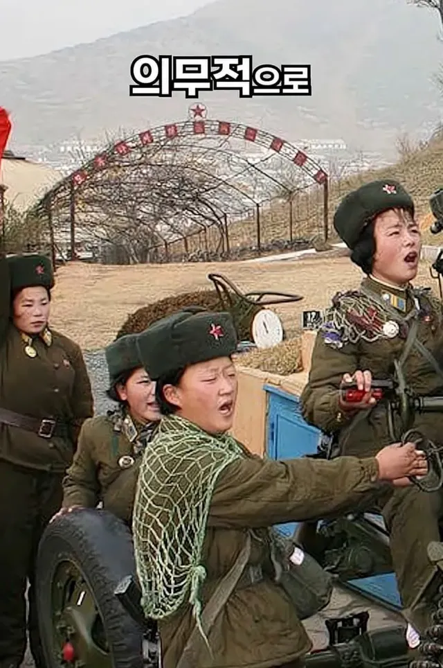 도저히 믿기지가 않는 북한 여대생들의 대학 생활