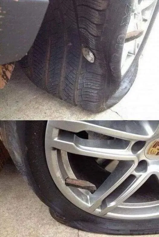 ???: 못 밟고 타이어 펑크났는데 왜 수리비가 2백이 넘나요?