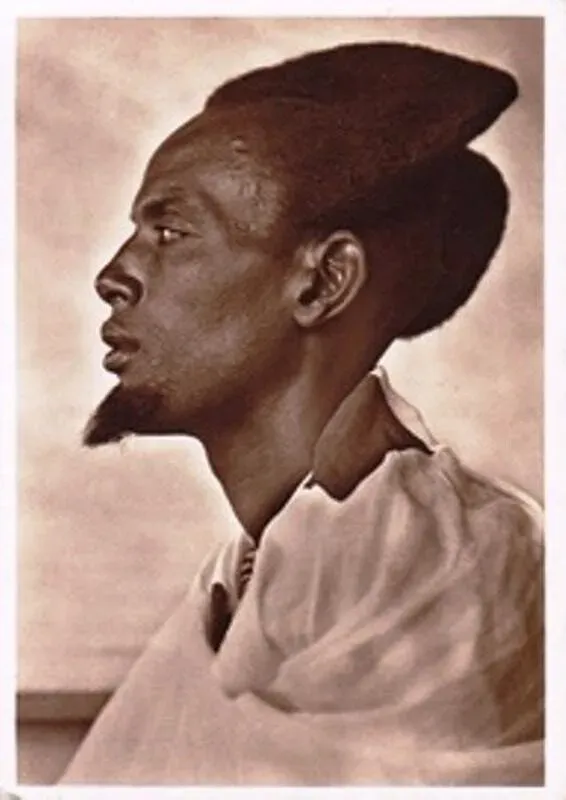 100년 전 사진에 드러난 르완다 전통 헤어스타일