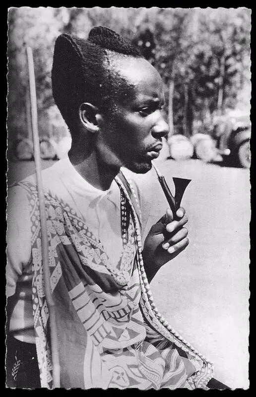 100년 전 사진에 드러난 르완다 전통 헤어스타일