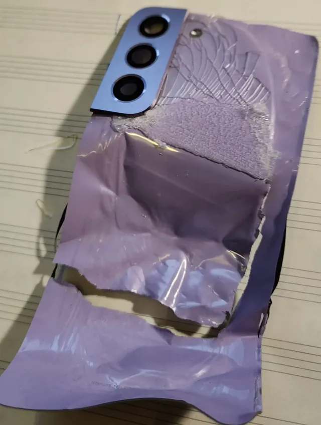 잇섭 따라하다가 망해버린 디시인.jpg