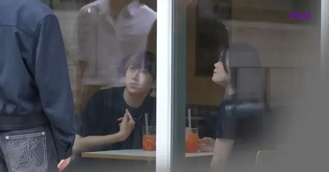 잘생긴남자는 남자도 좋아함.jpg