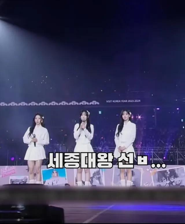 아이돌들의 엄격한 선후배 문화.jpg