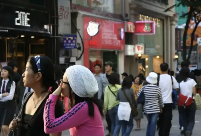 스마트폰 생기기전 2007년 모습.jpg