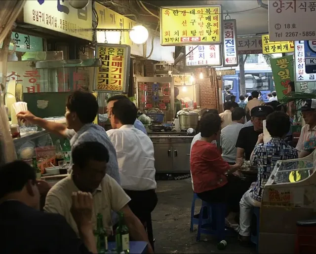 스마트폰 생기기전 2007년 모습.jpg