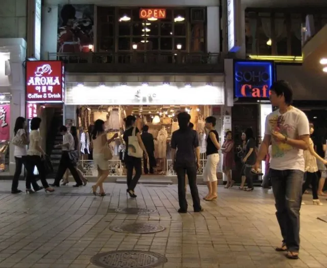 스마트폰 생기기전 2007년 모습.jpg