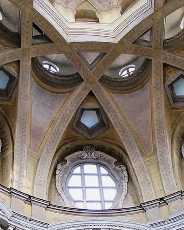 누군가 지켜보고 있는 느낌