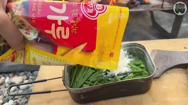 캠핑장에서 한식?을 해먹는 일본인