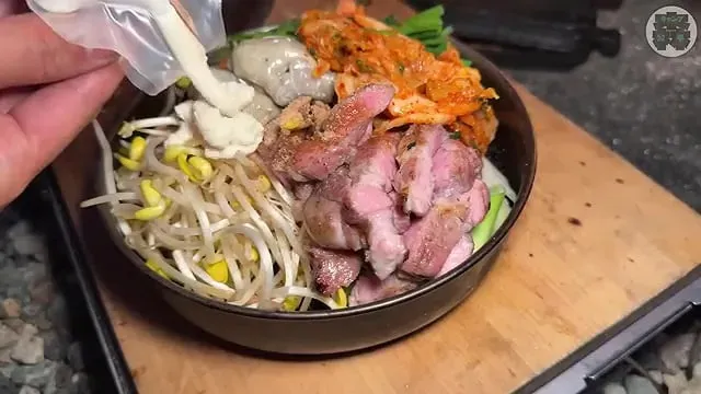 캠핑장에서 한식?을 해먹는 일본인