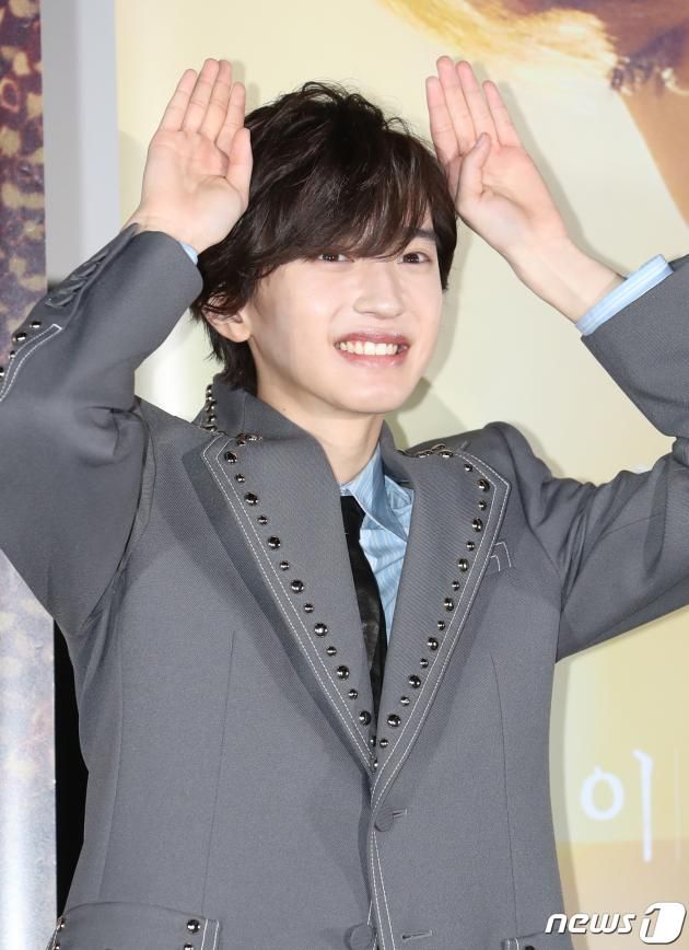 배우 미치에다 슌스케(道枝駿佑)가 첫 내한해 사랑스러운 토끼 인사를 전하고 있다. ⓒ News1 권현진 기자