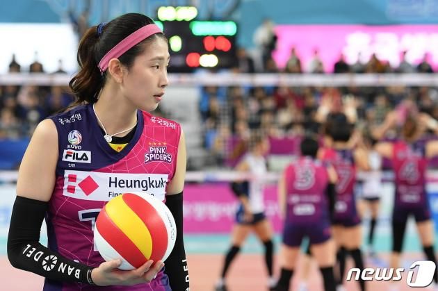 흥국생명에 6년 만에 복귀한 김수지 (한국배구연맹 제공)