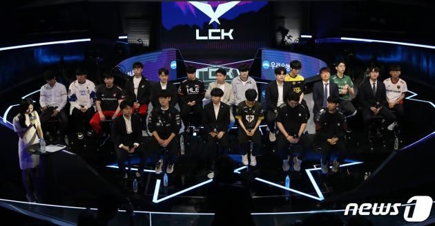 1일 서울 종로구 롤파크에서 2023 리그 오브 레전드 챔피언스 코리아(LCK) 서머 미디어데이가 열리고 있다. 2022.6.1/DBC뉴스