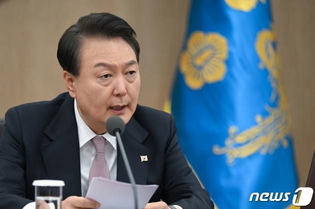 윤석열 대통령이 23일 용산 대통령실 청사에서 열린 제21회 국무회의에서 모두발언을 하고 있다. (대통령실 제공) 2023.5.23/DBC뉴스