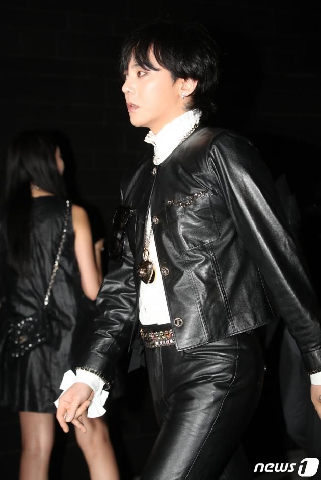 빅뱅의 지드래곤이 6일 서울 강남구 압구정 인근에서 열린 포토 행사에 참석하고 있다. ⓒ News1 권현진 기자