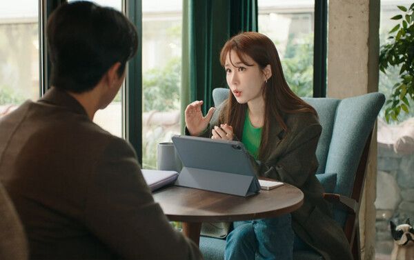 외모 치장의 이유를 설명하는 데보라&nbsp; /사진='보라! 데보라'