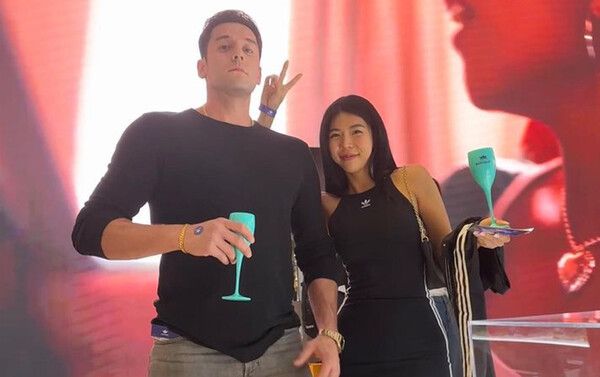 줄리엔 강에게 호감을 갖게 된 이유를 고백하는 제이제이 /사진=인스타그램