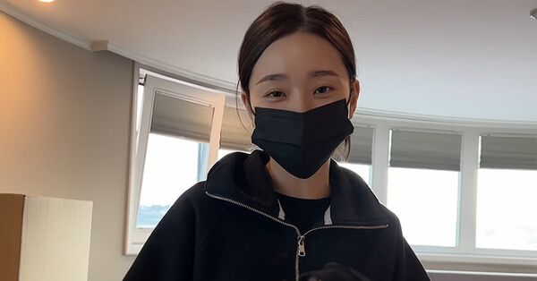 브이로그로 새 집을 공개하는 프리지아 /사진='THE 프리지아' 유튜브