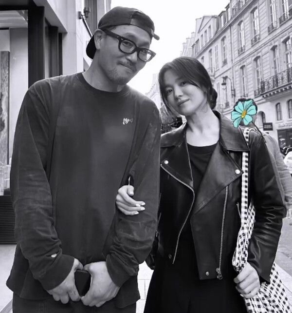 배우 송혜교와 사진작가 홍장현 /사진=인스타그램