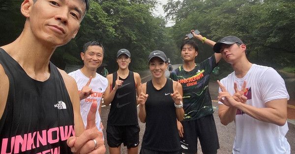 (왼쪽부터)션, 이영표, 박호선, 임경희, 장호준, 박보검 /사진=션 인스타그램